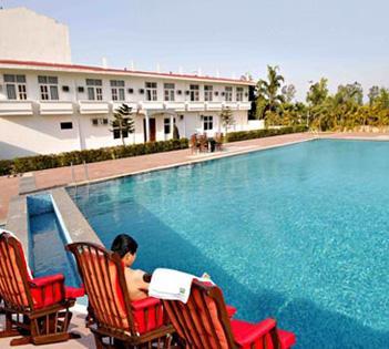Gajraula Haveli Resort Exterior foto
